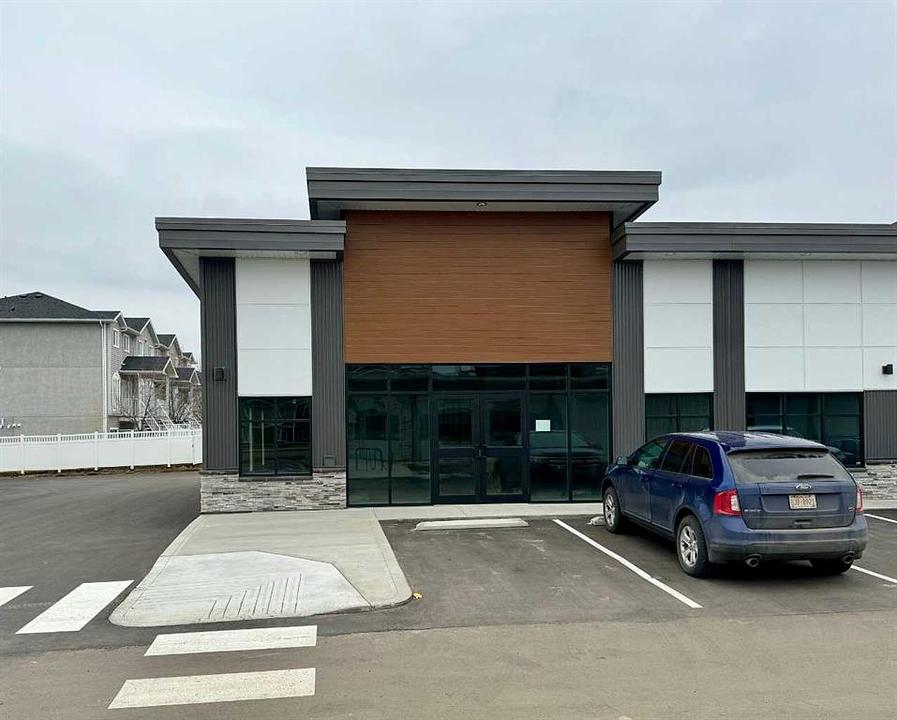 204 - 4979 Southlands Drive Southeast, Medicine Hat, AB