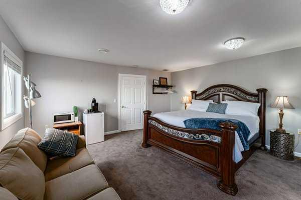 111 1 Avenue South, Coutts, AB