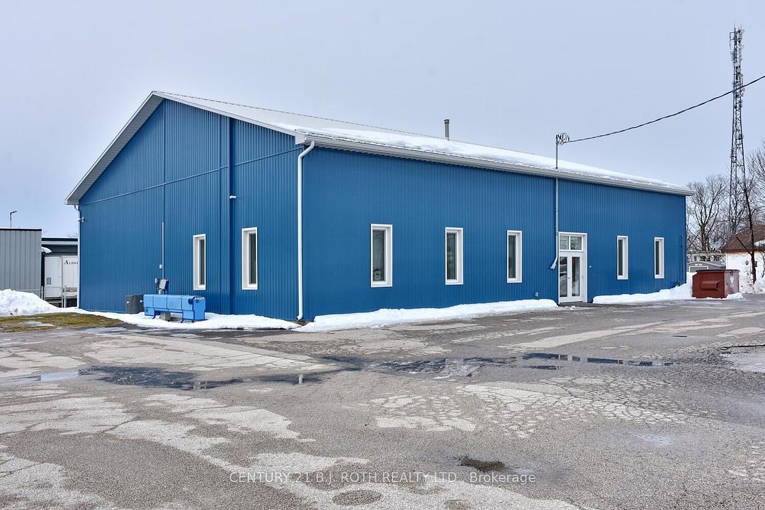 240 9th Avenue East, Owen Sound, ON