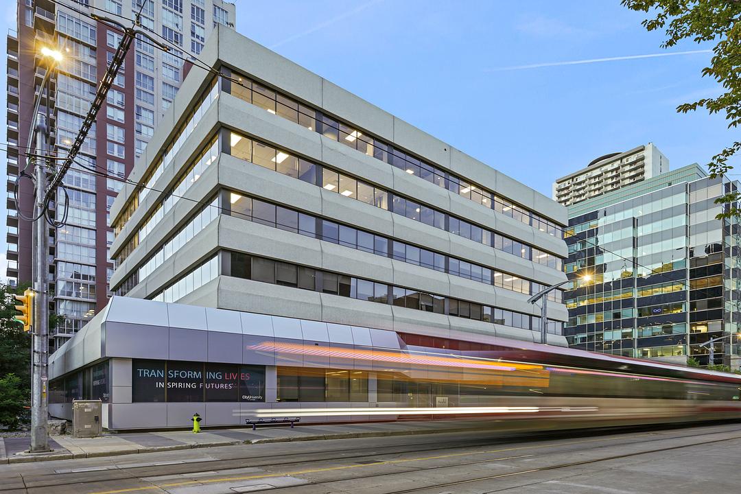105 - 1040 7 Avenue Southwest, Calgary, AB