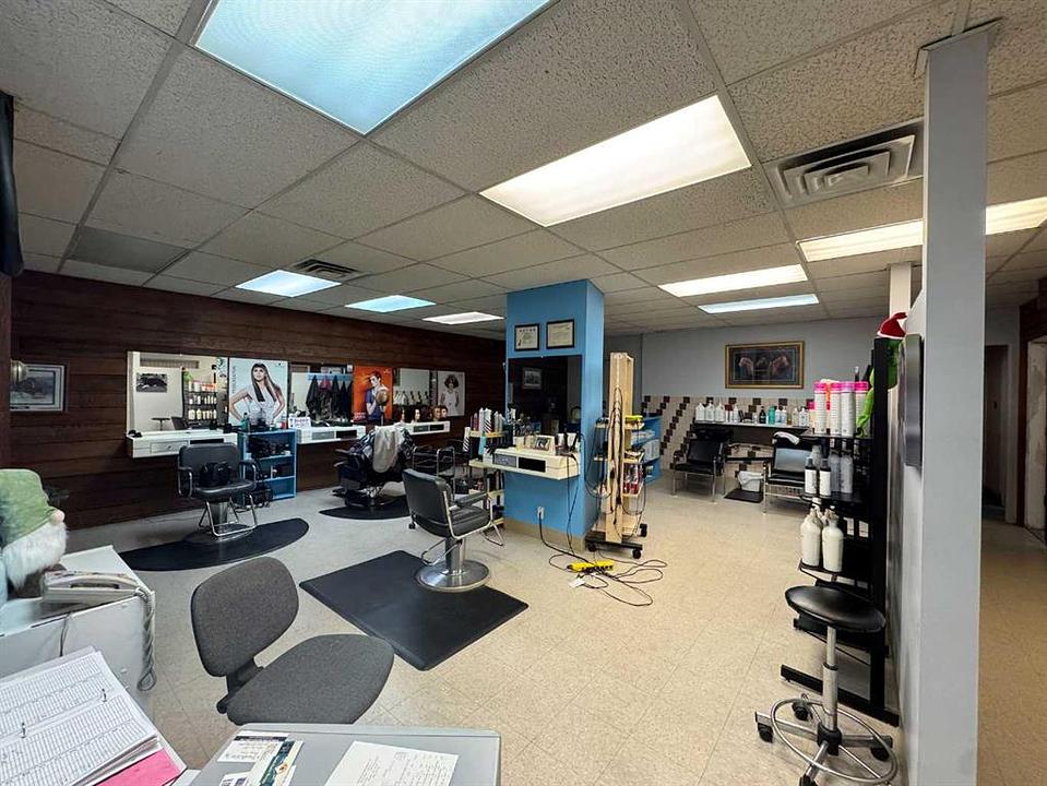 5033 50 Avenue, Ponoka, AB