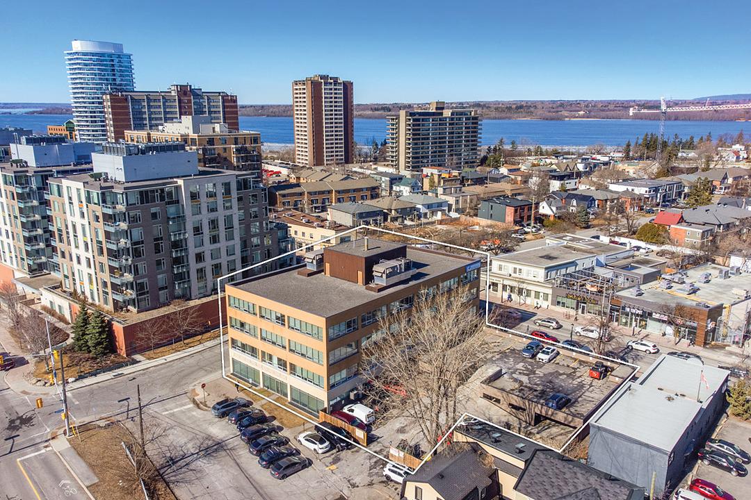 200 - 411 Roosevelt Ave, Ottawa, ON