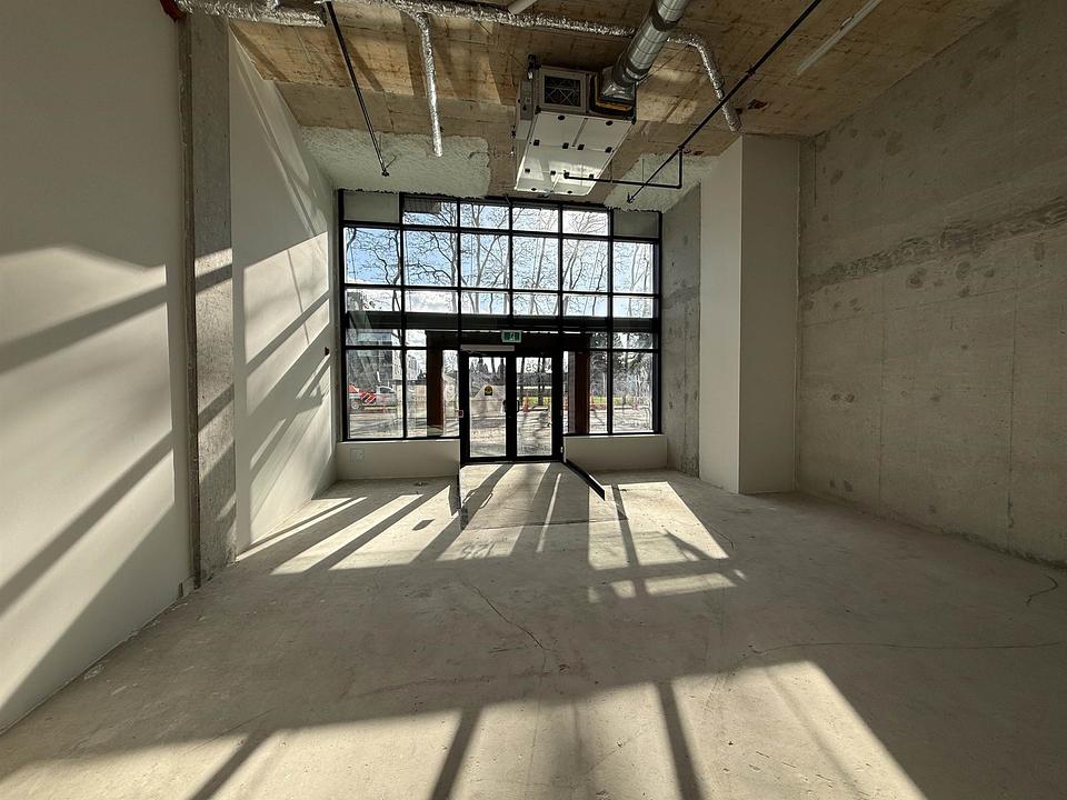 CRU-1 - 125 West 49th Avenue, Vancouver, BC