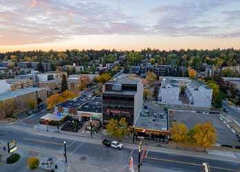 300 - 1135 17 Avenue Southwest, Calgary, AB