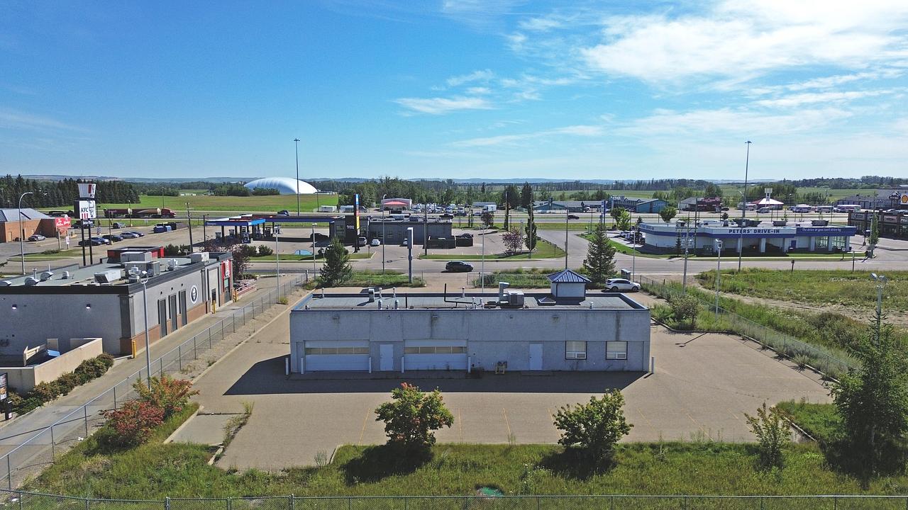 1 - 136 Leva Avenue, Red Deer County, AB