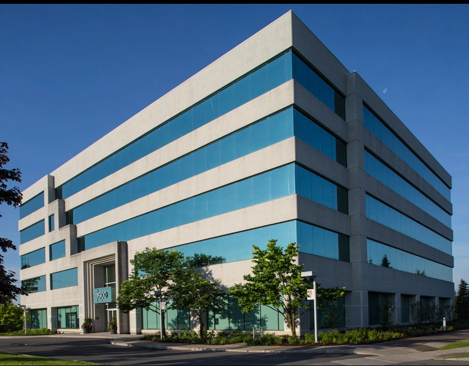 101 - 1900 City Park Drive, Ottawa, ON