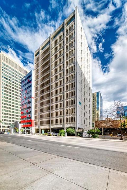 910 - 634 6 Avenue Southwest, Calgary, AB
