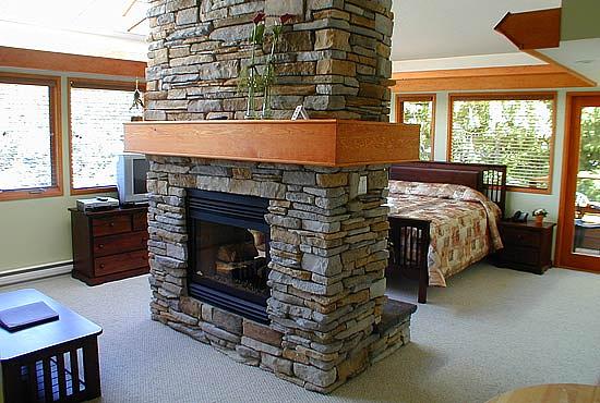12695 Sunshine Coast Highway, Madeira Park, BC