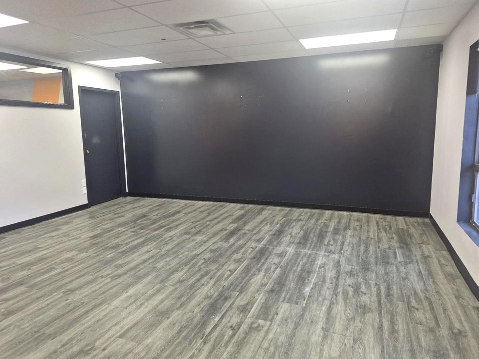 5 - 21 Concourse Gate, Ottawa, ON