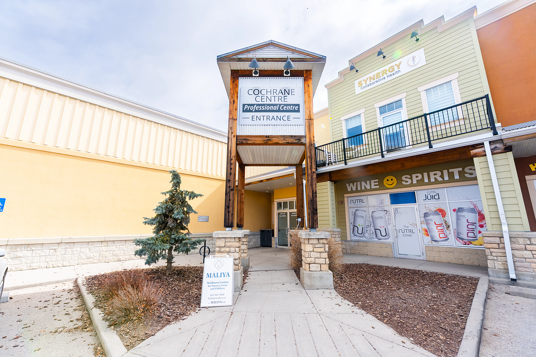 120 5th Avenue, Cochrane, AB