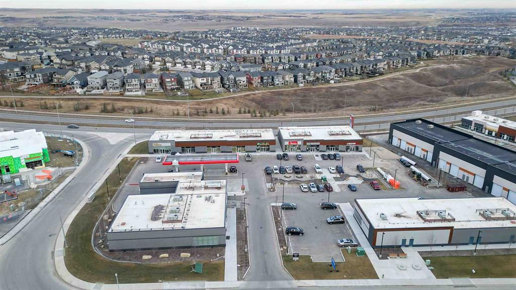 250 - 318 Nolanridge Crescent Northwest, Calgary, AB