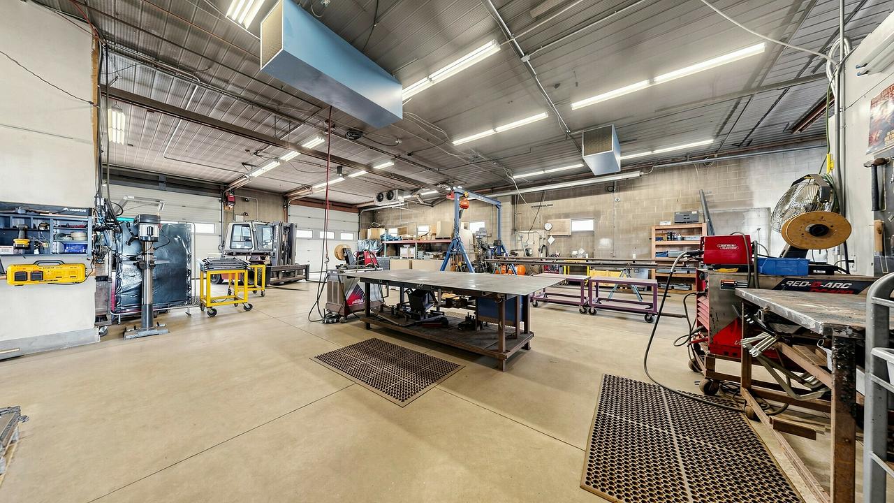 116 Main Street, Woodstock, ON