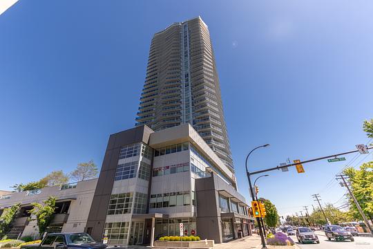 11957 80 Ave, Surrey, BC