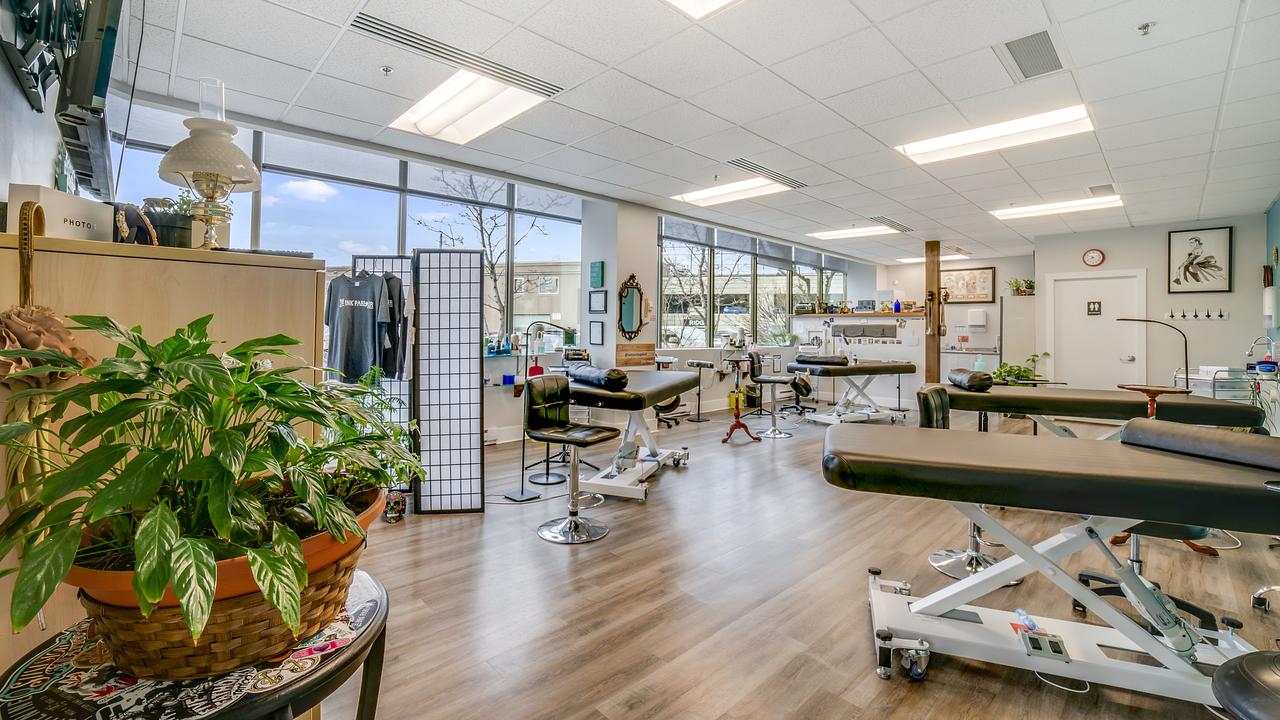 B2 - 1620 Dickson Ave, Kelowna, BC