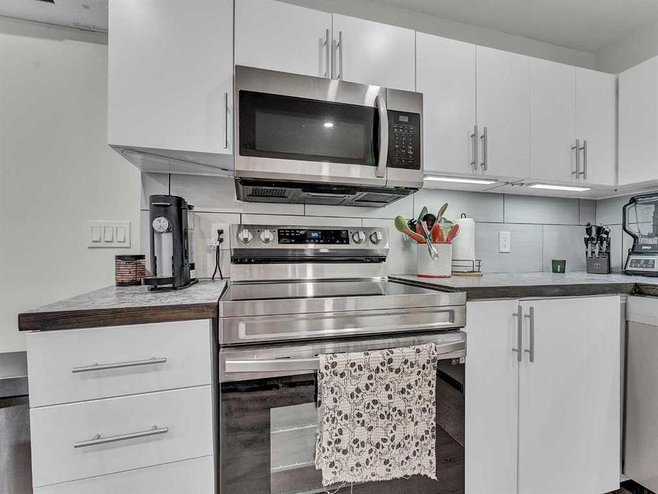 133 South Railway Avenue, Irvine, AB