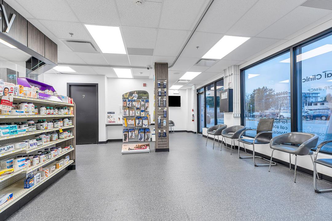 22338 Selkirk Avenue, Maple Ridge, BC