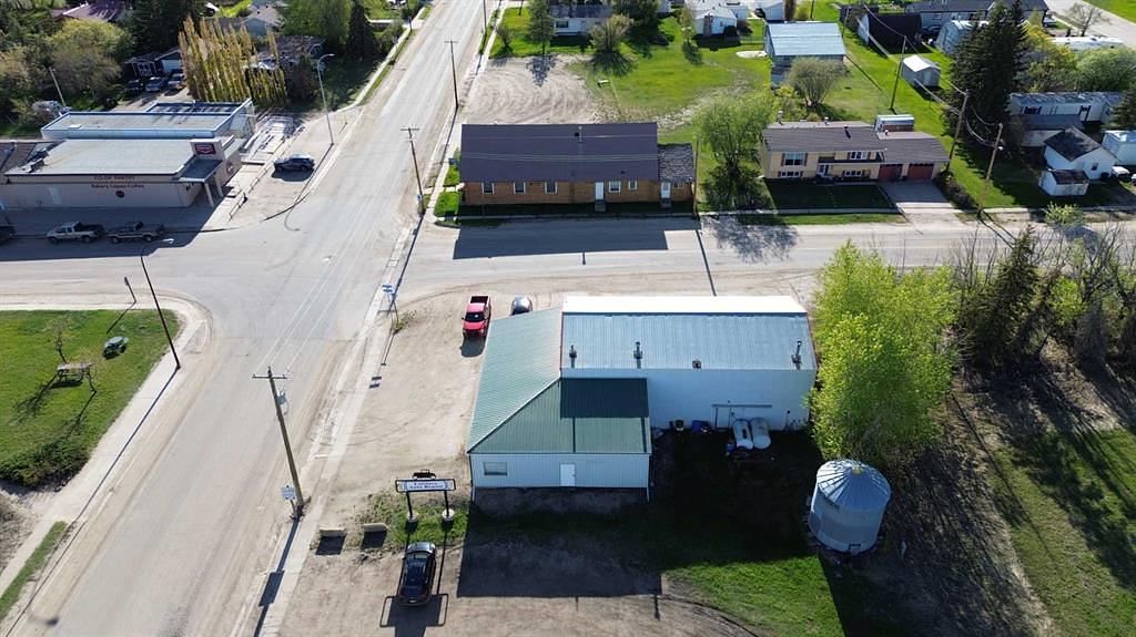 9934 100 Avenue, Grande Prairie, AB