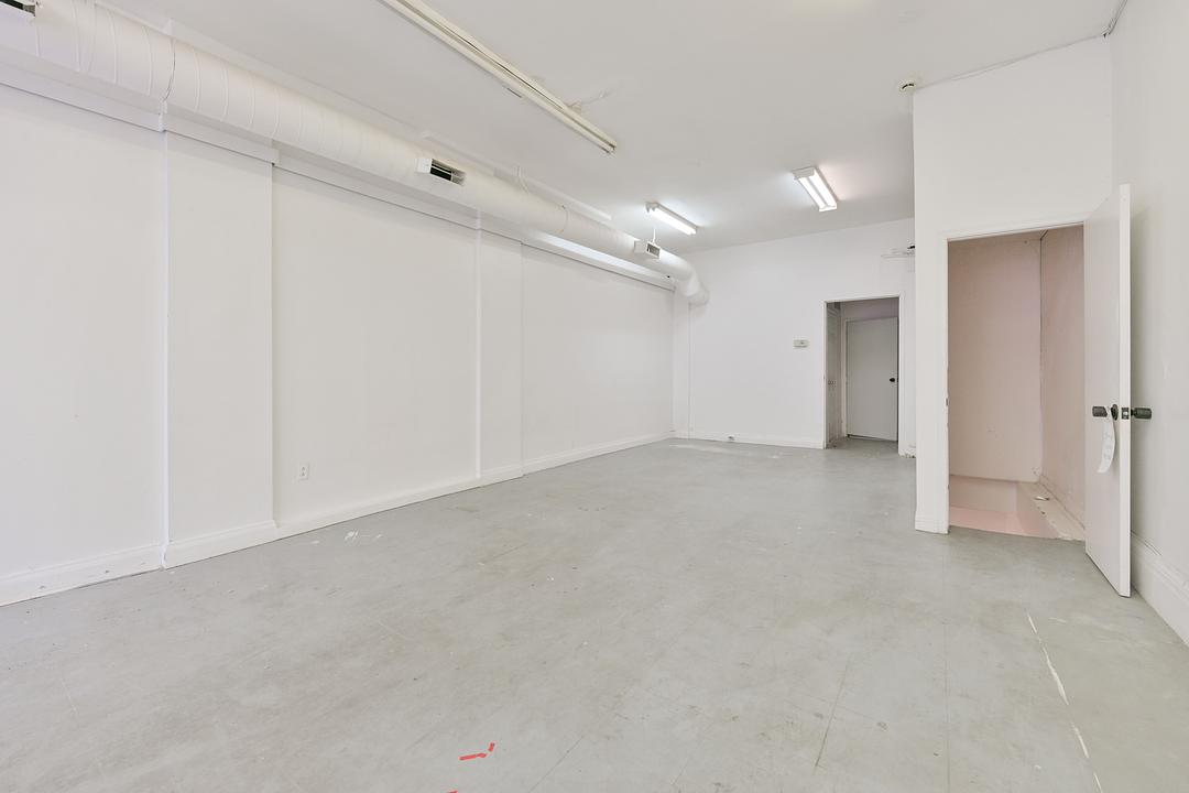 1046 Bathurst Street, Toronto, ON