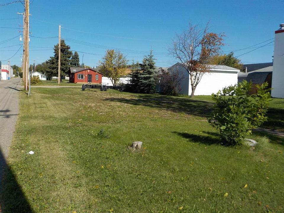 10916 103 Avenue, Fairview, AB
