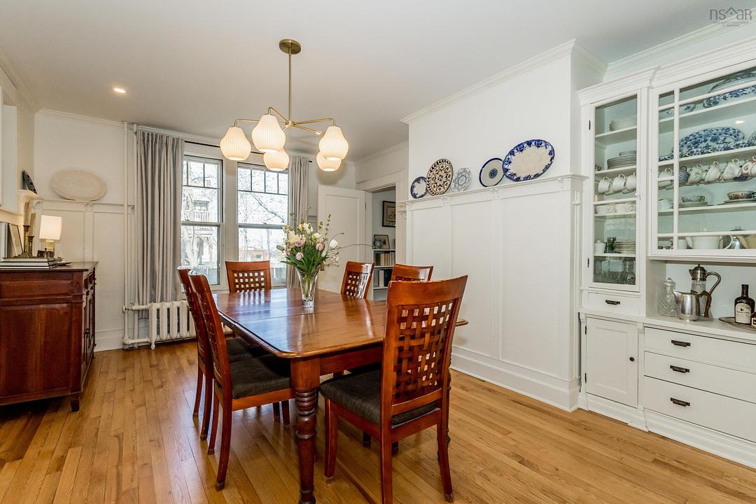 12 Linden Avenue, Wolfville, NS