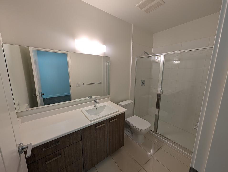 185 - 5738 175 Street, Surrey, BC