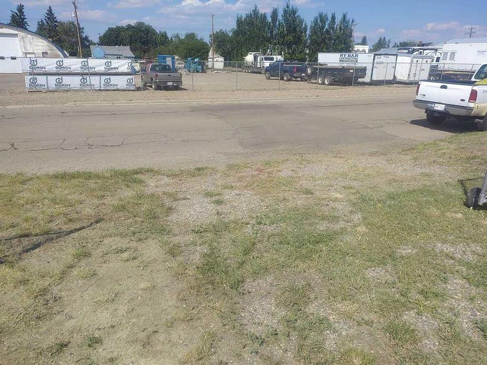 309 1 Avenue, Bassano, AB