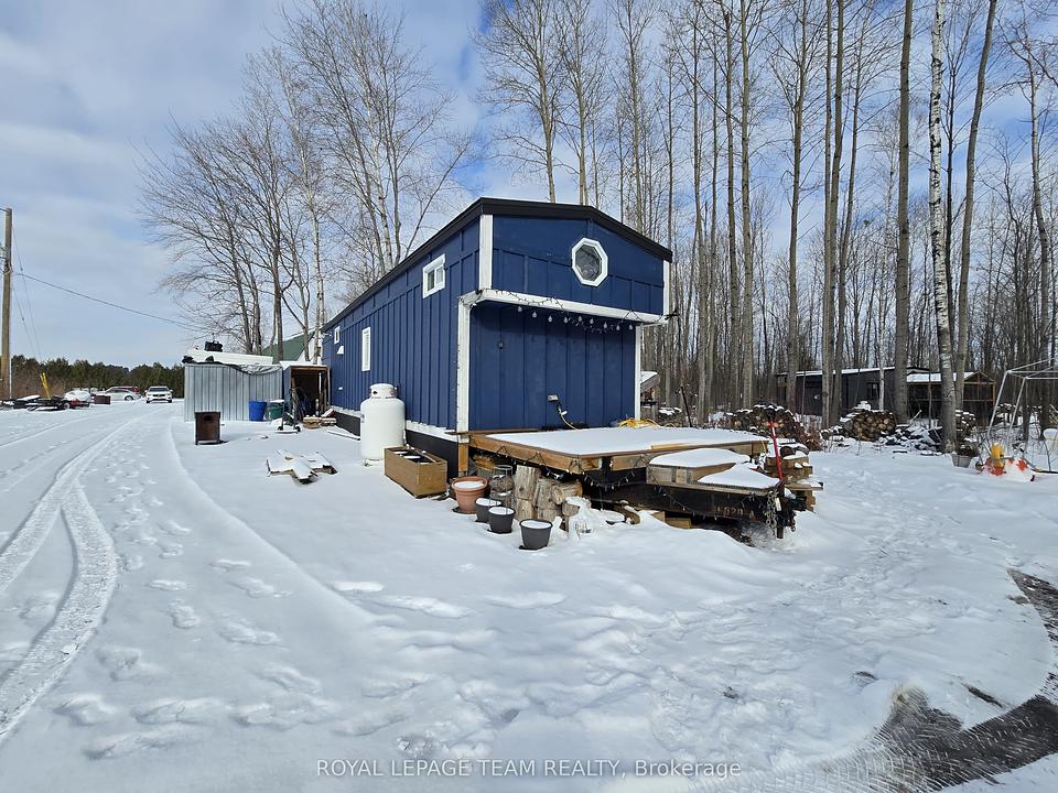 116 Constance Creek Drive, Dunrobin, ON