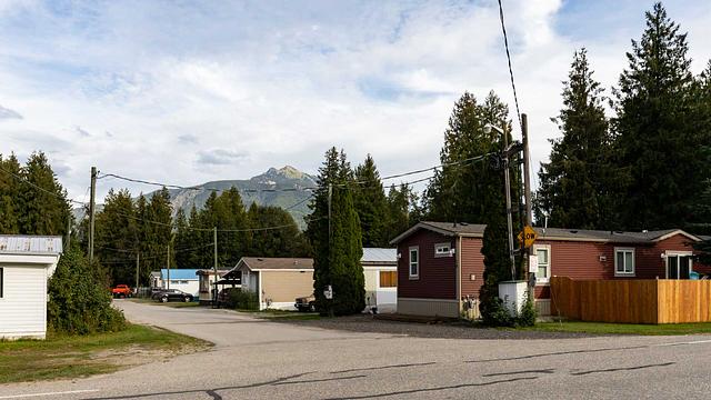 978 Lundell Road, Revelstoke, BC