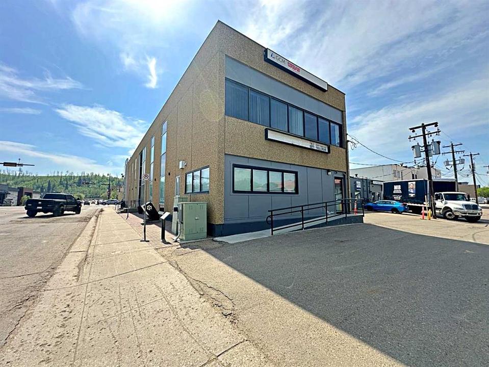 201 - 9902 Franklin Avenue, Fort McMurray, AB