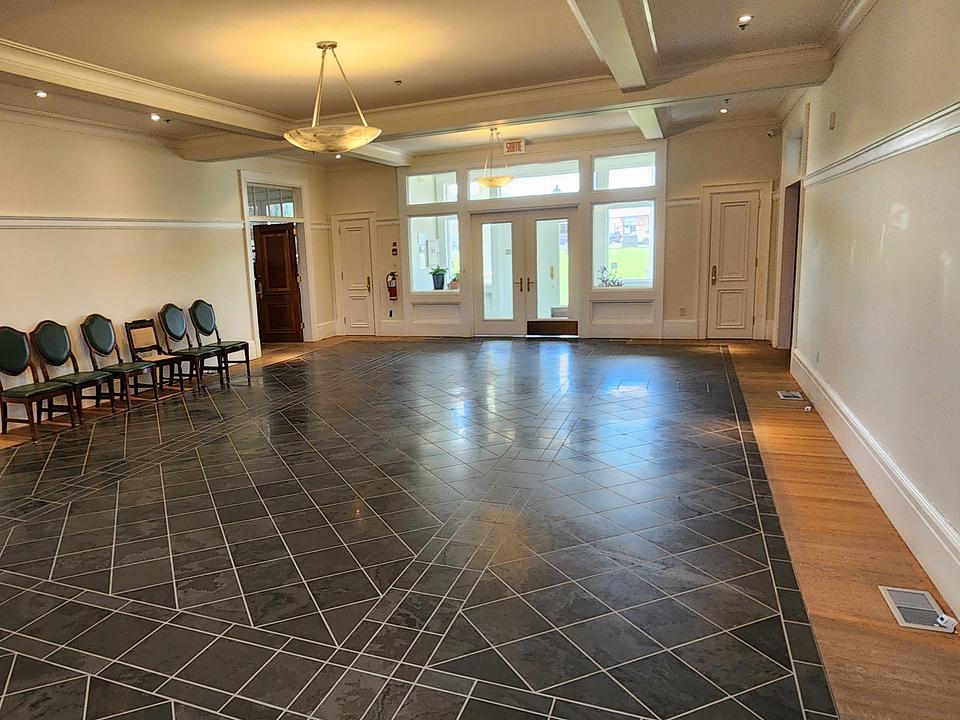 35 Rue Saint-Jean-Baptiste Ouest, Rigaud, QC