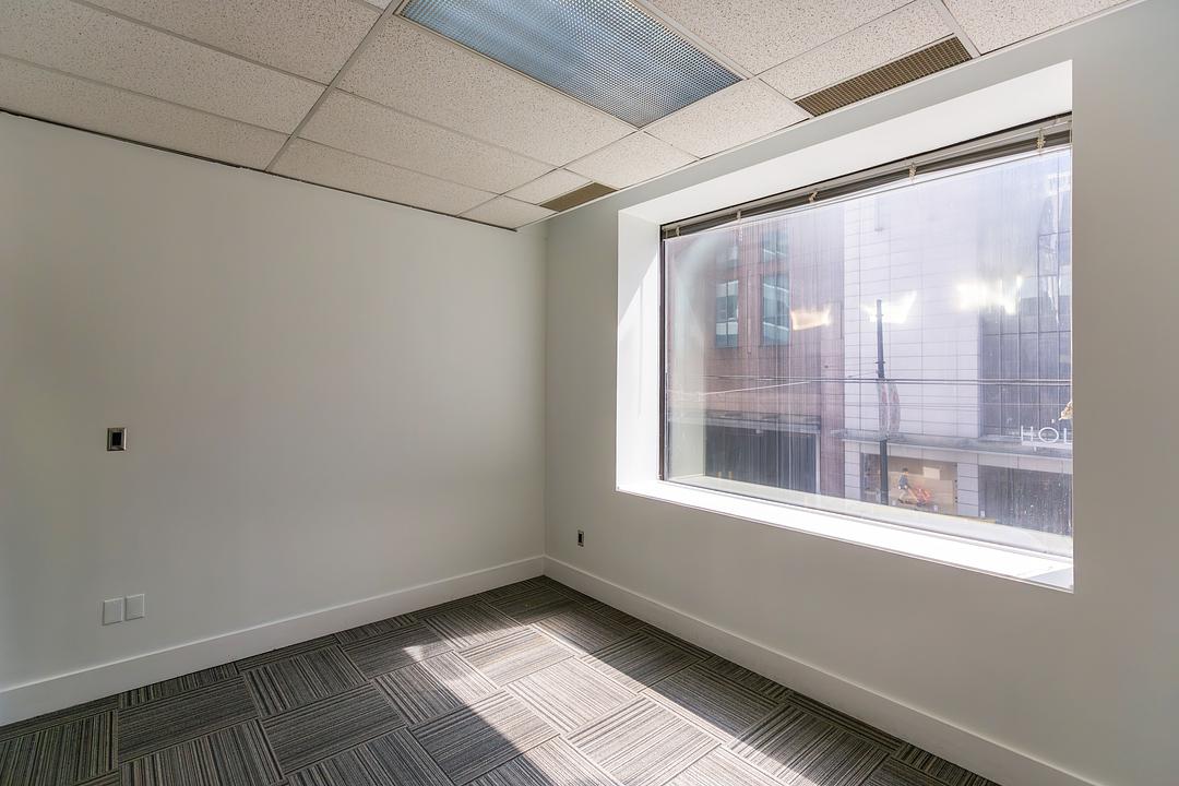 200 - 541 Howe Street, Vancouver, BC