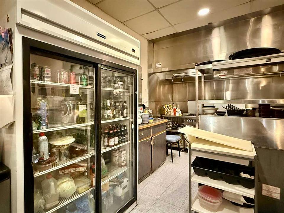 207 - 328 Centre Street South, Calgary, AB
