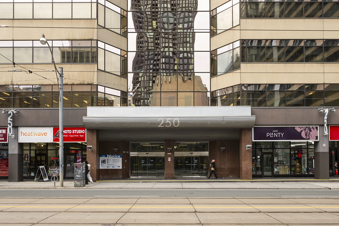 406 - 250 Dundas Street West, Toronto, ON