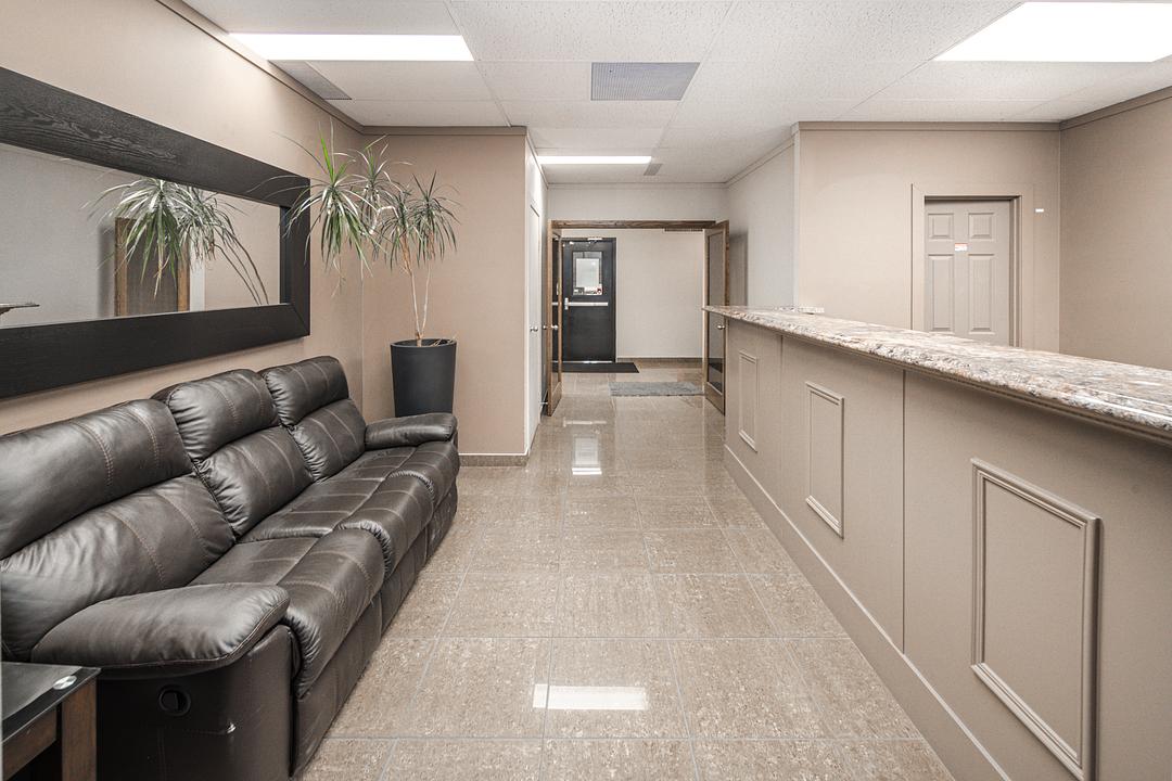 625 14 Street Northwest, Calgary, AB