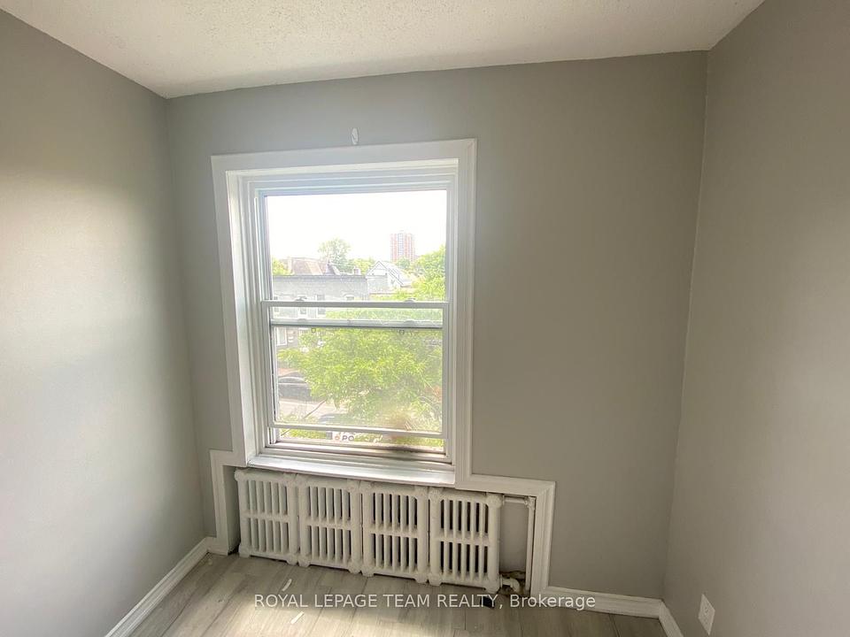 883 Somerset Street West, Ottawa, ON
