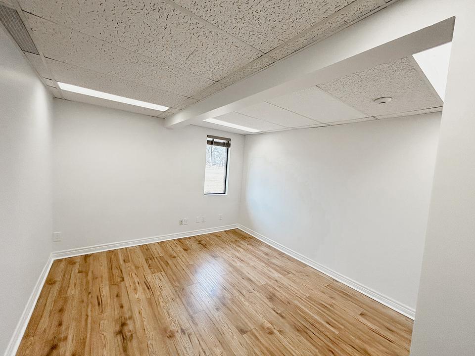 21 - 2109 London Line, Sarnia, ON