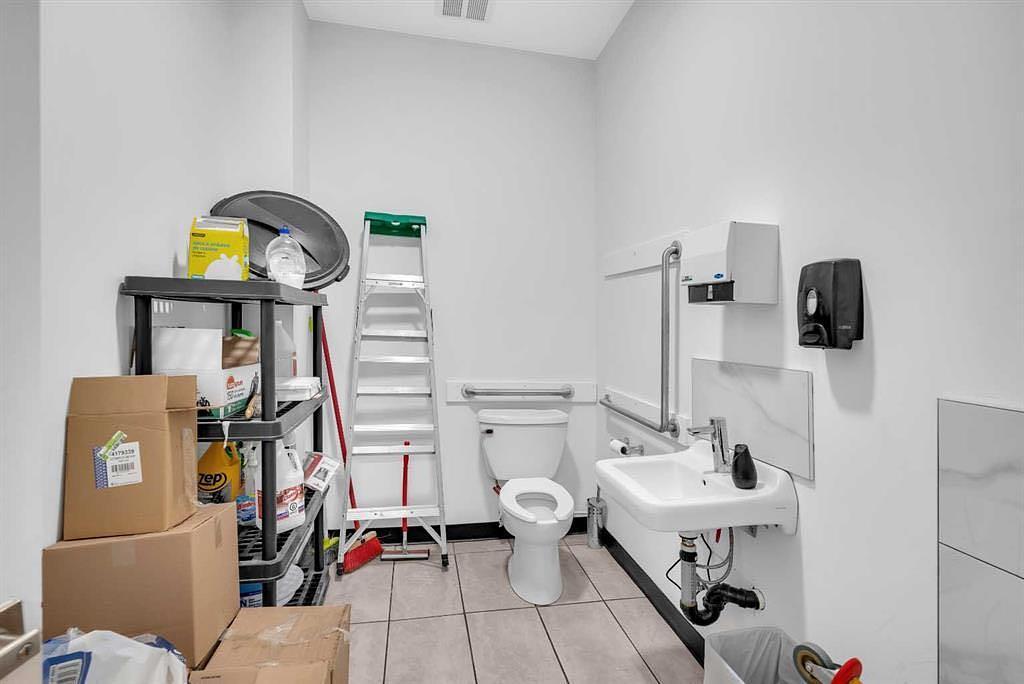 145 - 150 Nolanridge Court Northwest, Calgary, AB