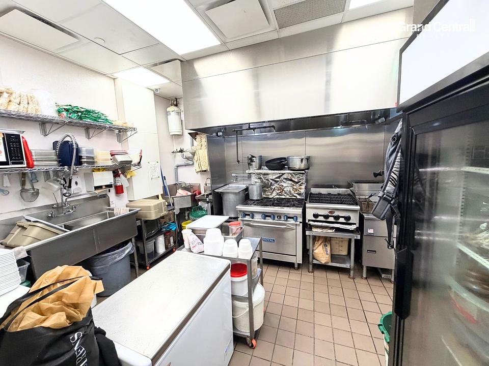 21A - 200 Burrard Street, Vancouver, BC