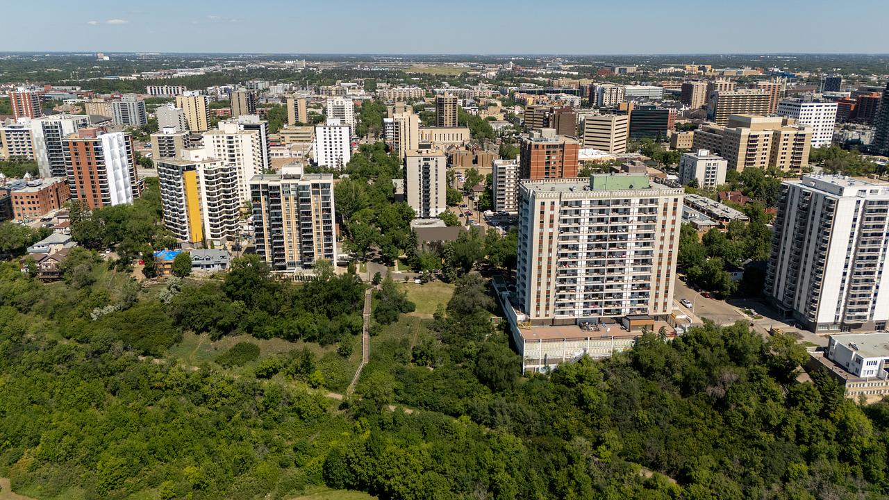 11331 99 Avenue, Edmonton, AB
