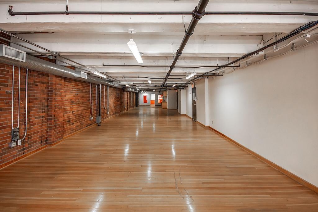 L200 - 560 Beatty St, Vancouver, BC