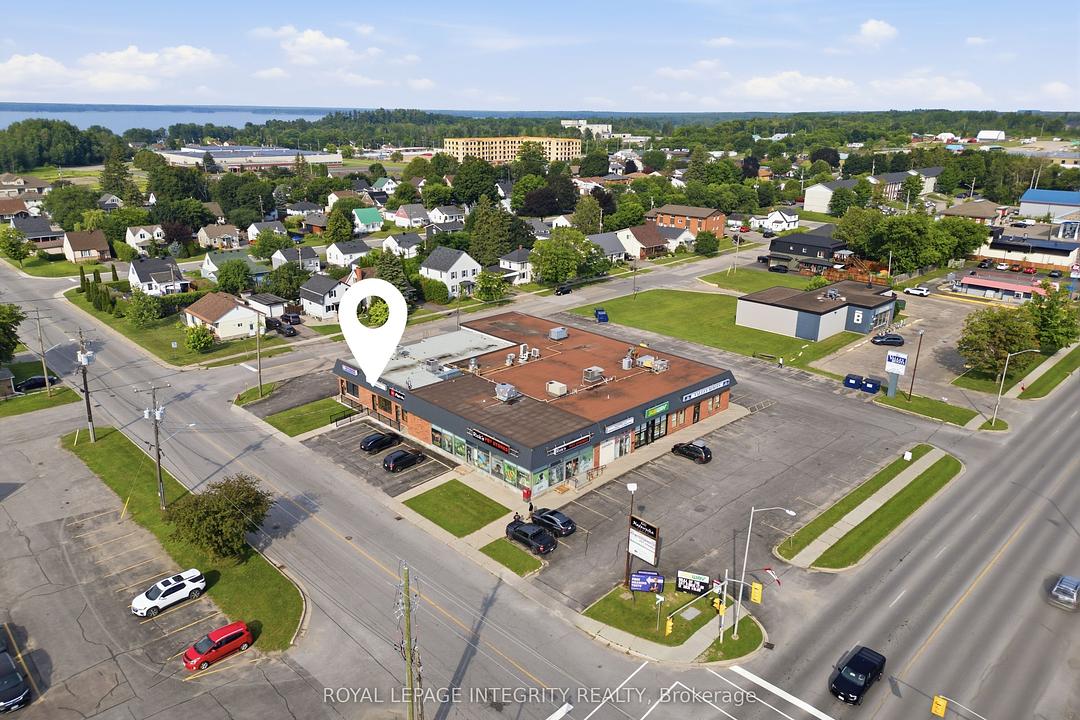 Unit #7 - 100 Madawaska Boulevard, Arnprior, ON