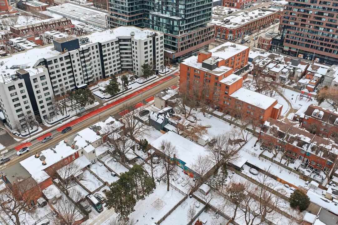 322 Dufferin Street, Toronto, ON