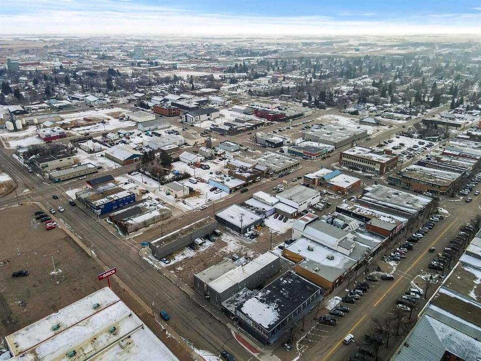 Bay C - 4707 51 Avenue, Camrose, AB