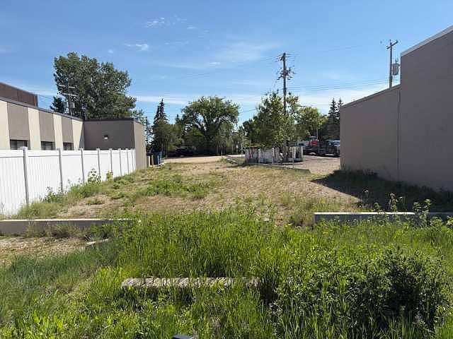 5039 50 Street, Sylvan Lake, AB