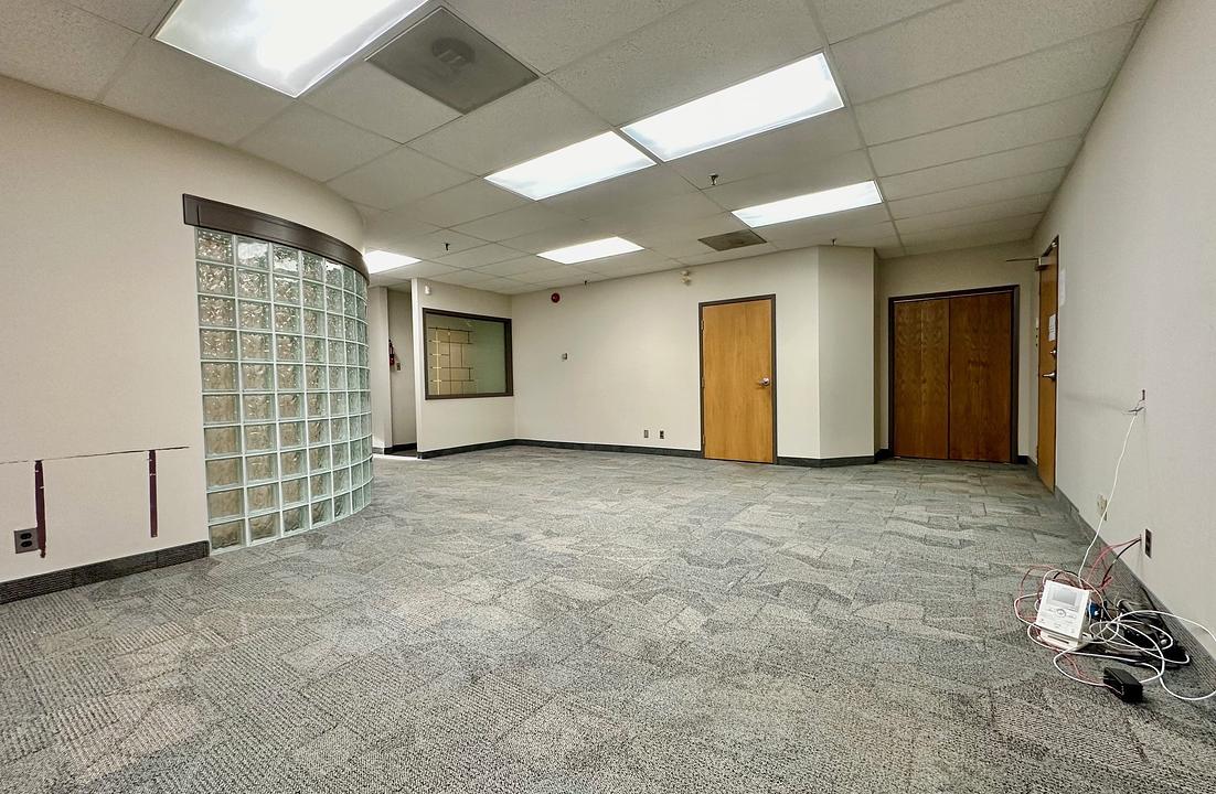 200 - 131 Provencher Boulevard, Winnipeg, MB