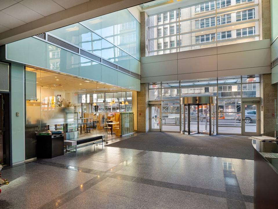 330 - 607 8 Avenue Southwest, Calgary, AB