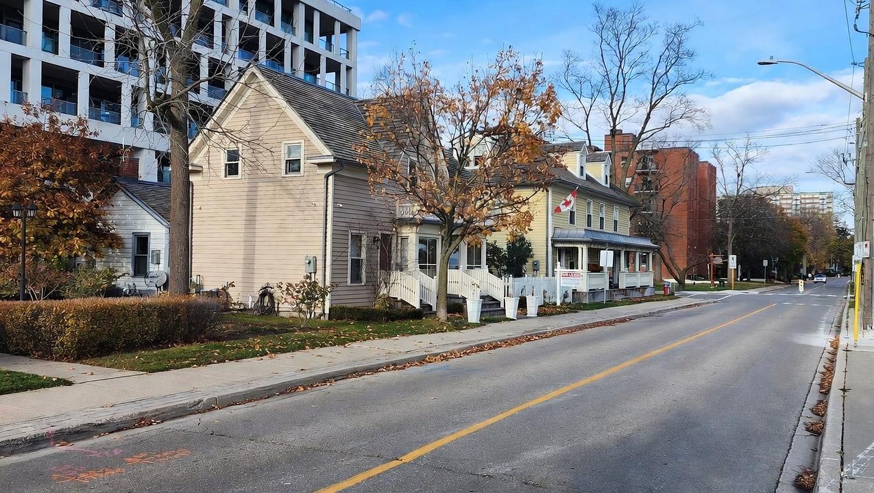 2409 Ontario Street, Oakville, ON