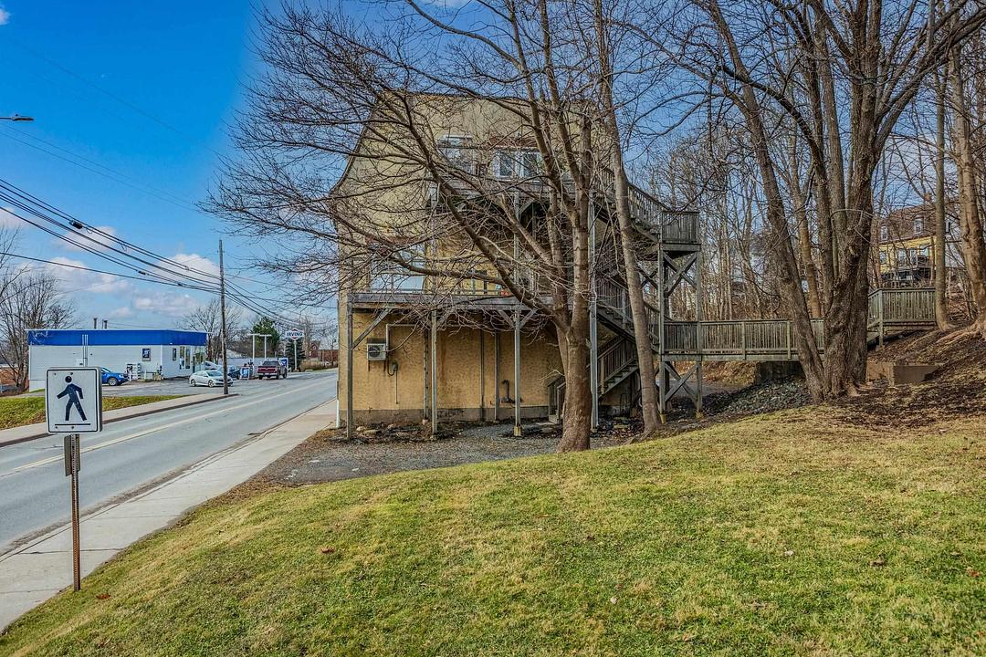 82 Church Street, Pictou, NS