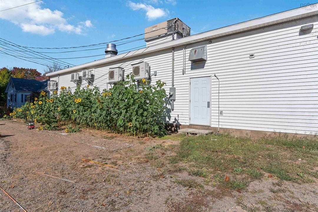 800 Main Street, Kingston, NS