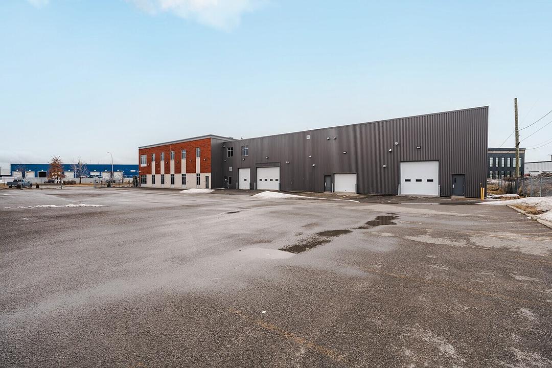 5000 - 5000 Rue Bernard-Lefebvre, Laval, QC
